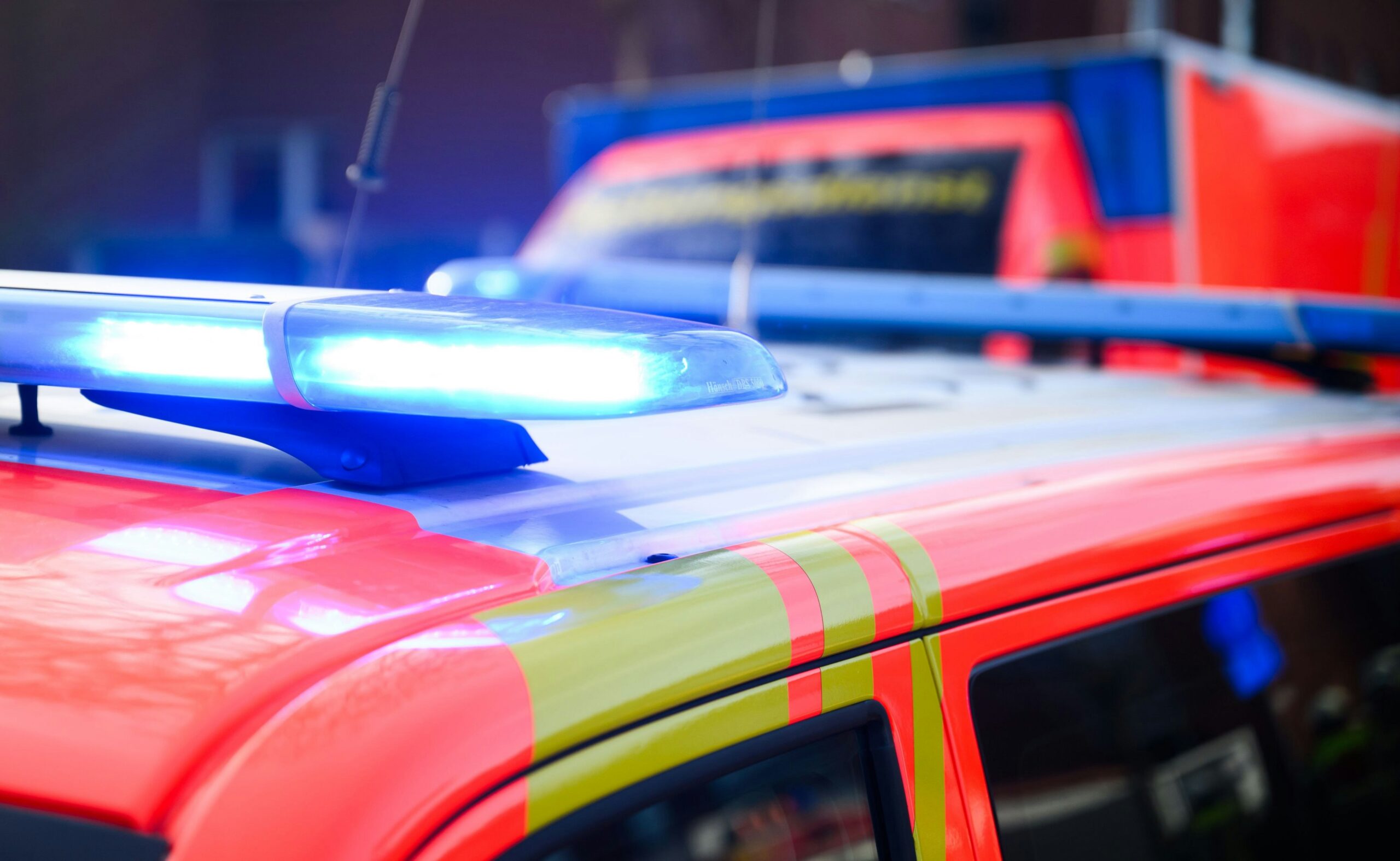 Autounfall in Steinbüchel: Auto von 86-jähriger Frau überschlägt sich