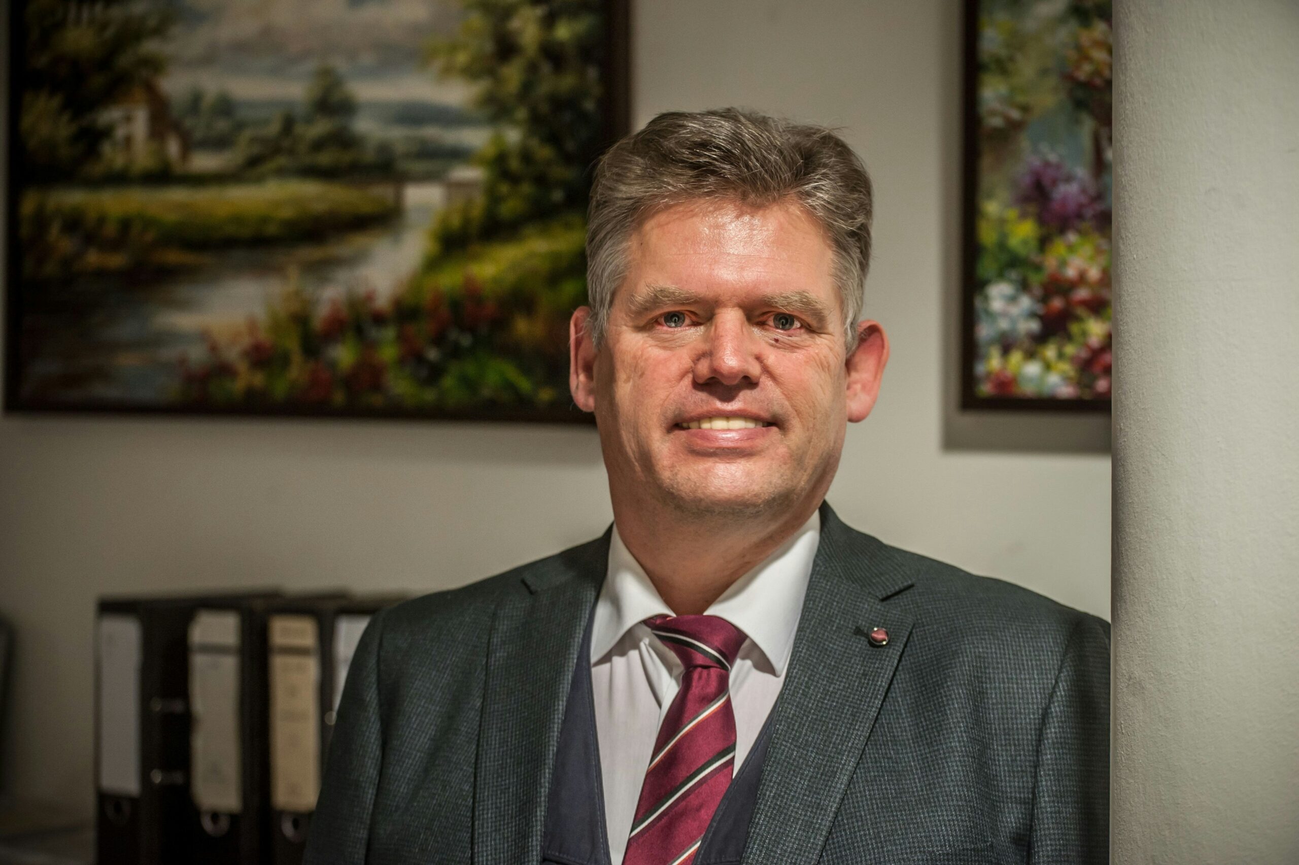 Streit eskaliert: Leverkusener Kämmerer Molitor mit sofortiger Wirkung von Aufgaben entbunden