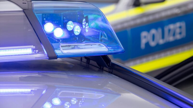 Kriminalprävention: Polizei informiert auf Wochenmärkten in Leichlingen und Wermelskirchen
