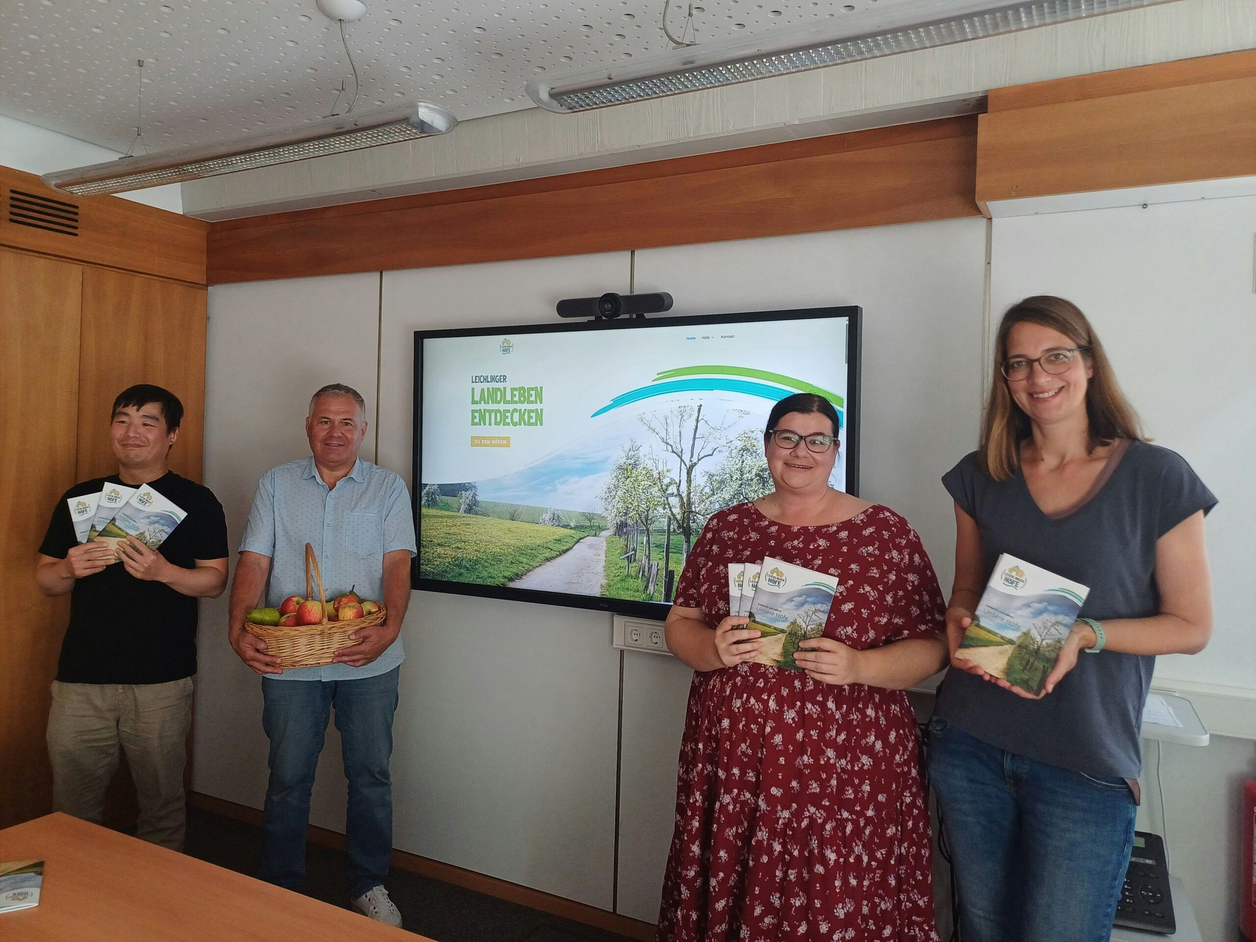 „Leichlinger Höfe“: Stadt Leichlingen will mit neuer Broschüre regionale Vermarktung stärken