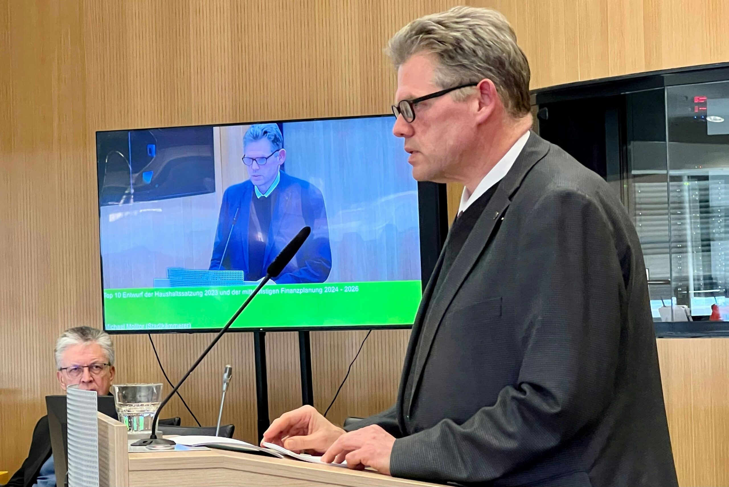 Disziplinarverfahren: Leverkusens Stadtkämmerer liefert ungewollt Wahlkampfmunition