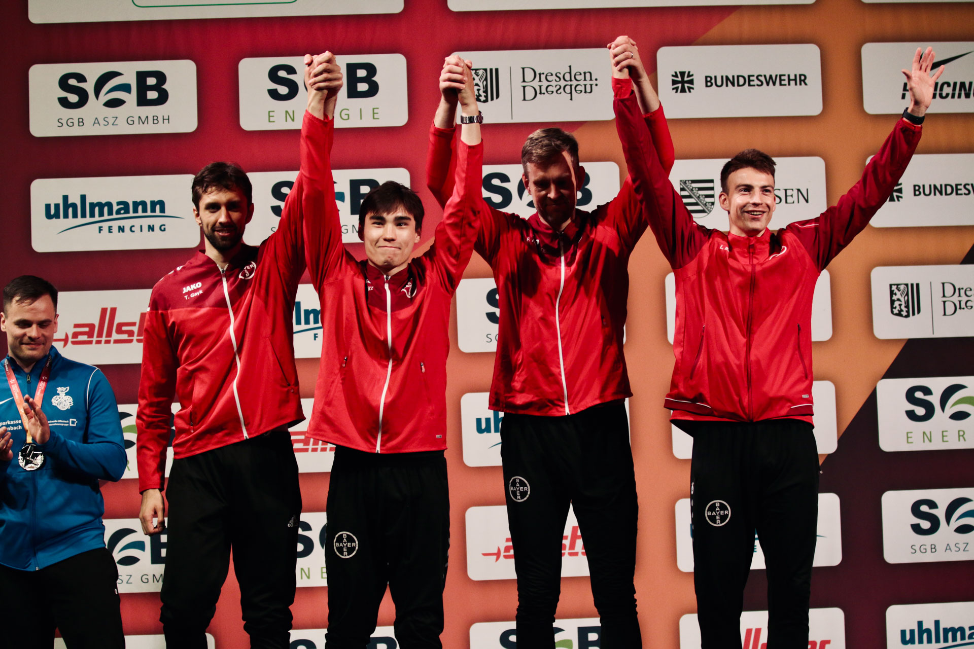 Degen-Asse freuen sich über DM-Goldregen