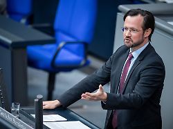 Neue Diskussion mit der Union?: SPD will sehr hohe Einkommen stärker besteuern