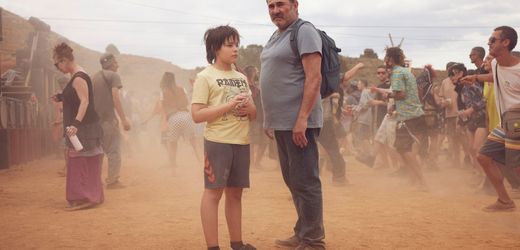 »Sirāt« von Óliver Laxe: Eine Höllentour durch die Wüste Marokkos