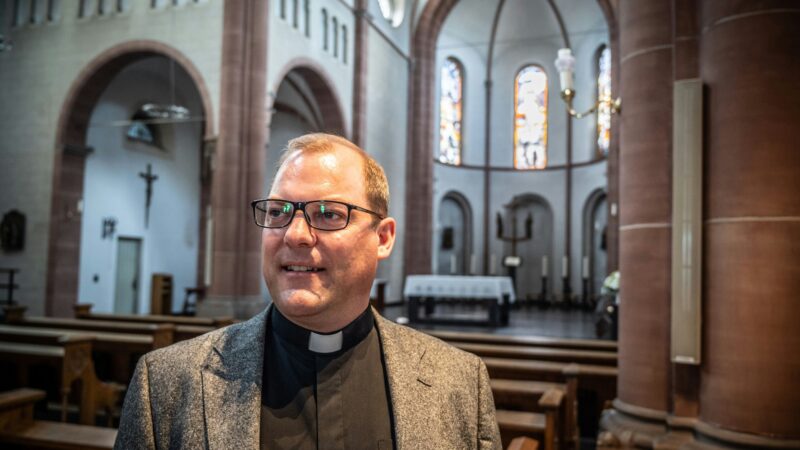 Von Schlebusch nach Bergheim: Leverkusener Pfarrer Hülz nach Rhein-Erft versetzt
