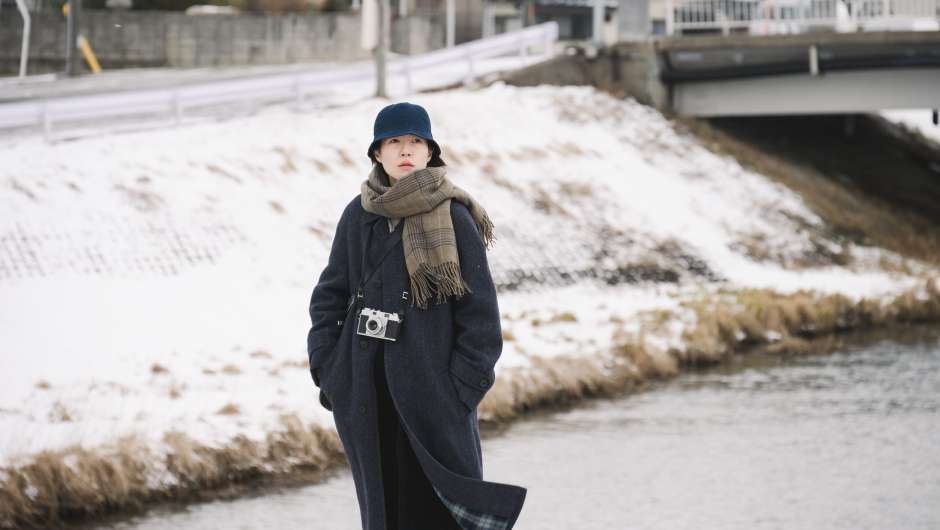 Two Seasons, Two Strangers (2025)