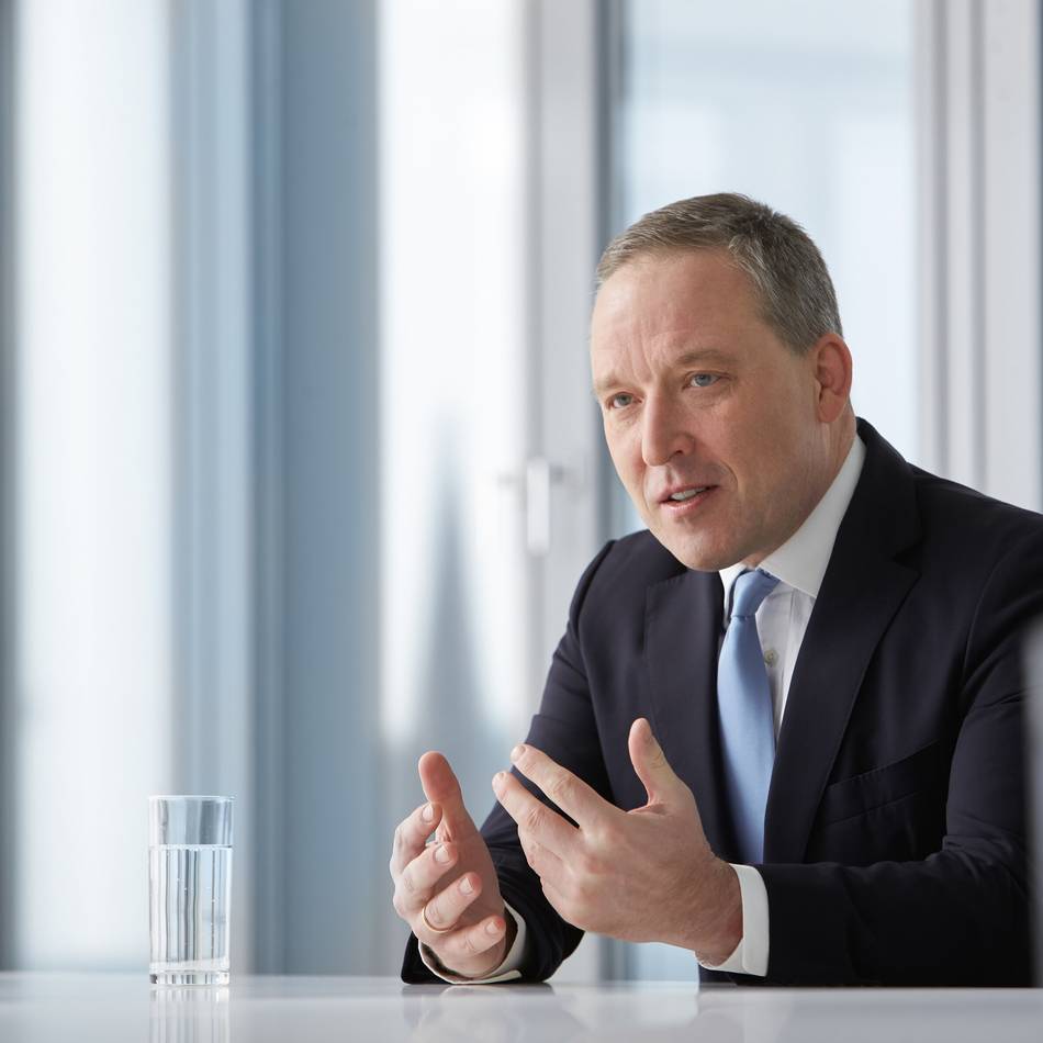 Wirtschaft in Leverkusen: Lanxess schraubt Prognose für dieses Jahr runter