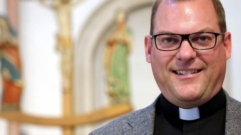 Pfarrer Hülz verlässt Leverkusen: Brückenbauer für sieben Gemeinden