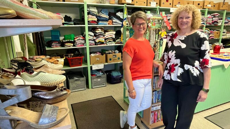 Caritas: In der Wiesdorfer Kleiderkammer gibt es seit 60 Jahren mehr als nur Kleidung