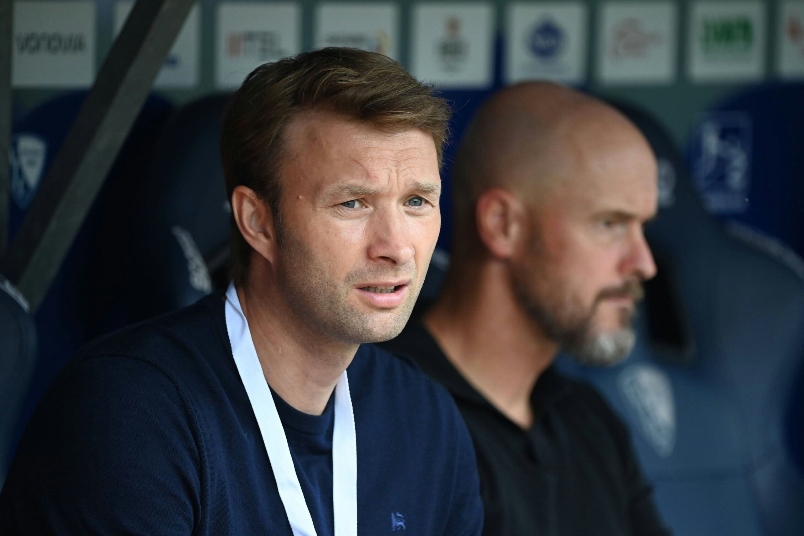 Wirbel bei Bayer 04: Warum ten Hag gefeuert wurde und wie die Trainersuche läuft