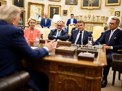 „Kaufen weiter russisches Öl“: Trump macht EU-Staaten in Gespräch schwere Vorwürfe