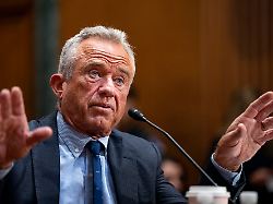 Demokraten fordern Rücktritt: Kennedy verteidigt Neustart nach „katastrophaler“ CDC-Arbeit