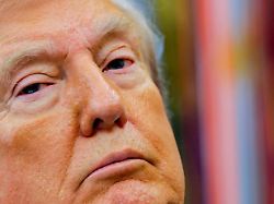 Dekret nach Dekret nach Dekret: Trump erklärt die USA zum Land des Notstands