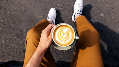 Adidas Cappuccino-Sneaker: Der minimalistische Herbsttrend 2025