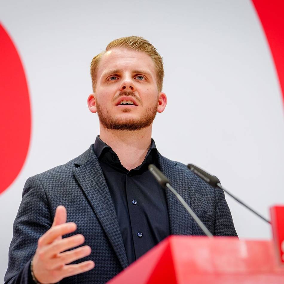 Wahlkampf in Leverkusen: SPD-Generalsekretär Klüssendorf besucht Genossen