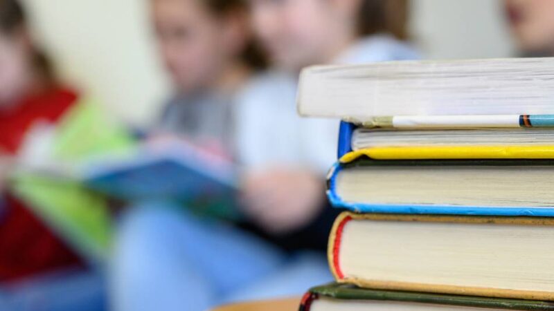 Leverkusener protestieren: 1730 Unterschriften für Erhalt der Bibliotheken